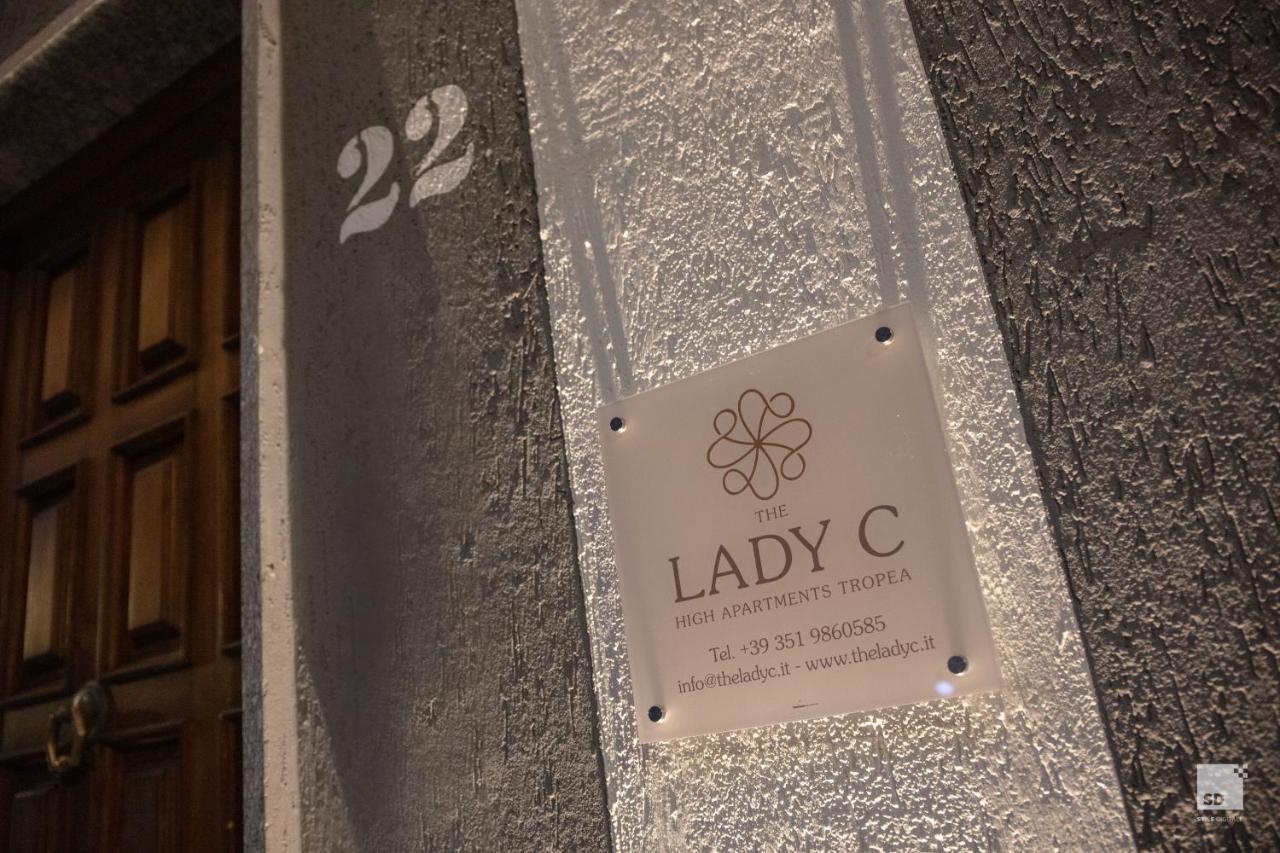 The Lady C - High Apartments Tropea Bagian luar foto